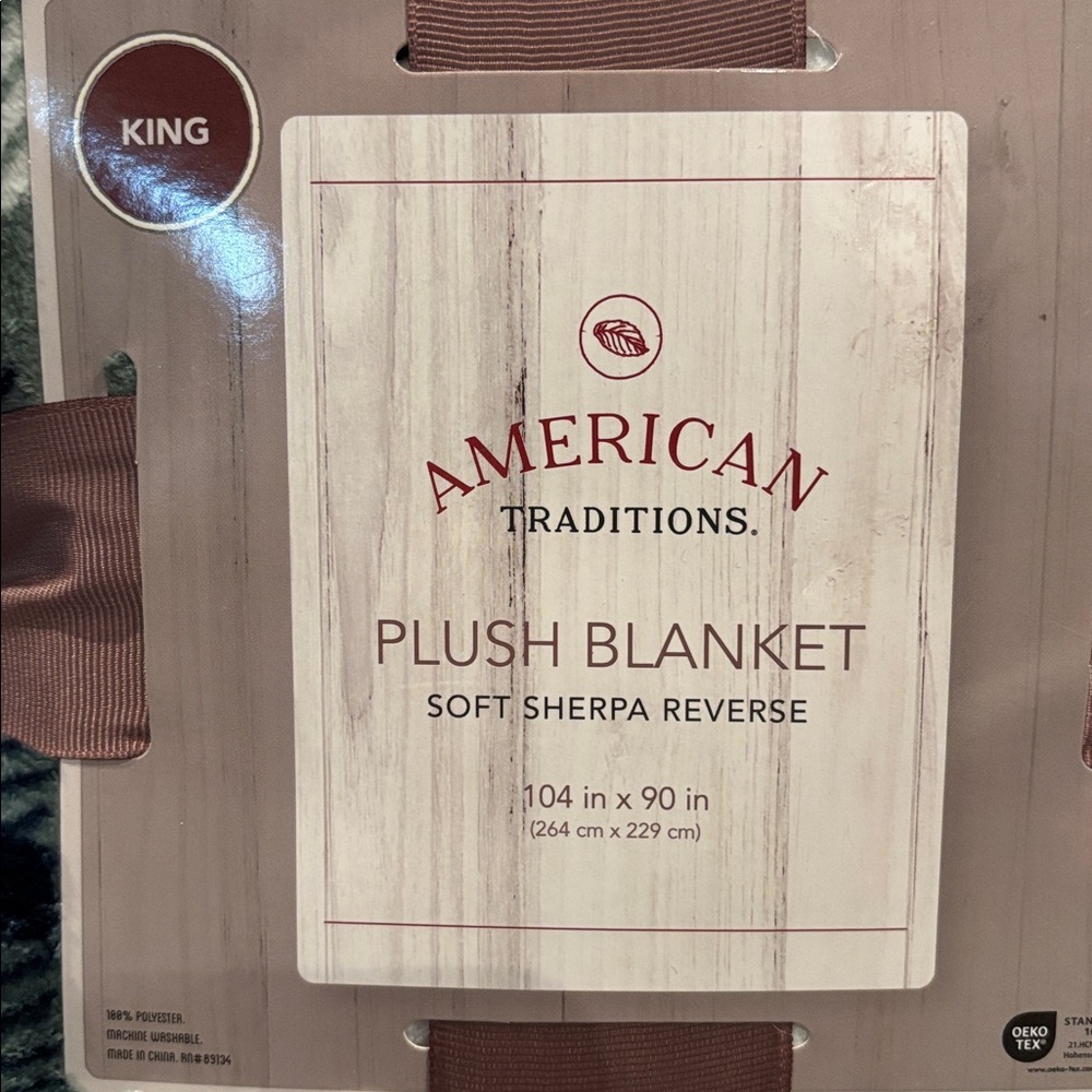 American Traditions King Reversible plush,velvet/sherpa blanket,warm,cozy ,plaid - Picture 7 of 7